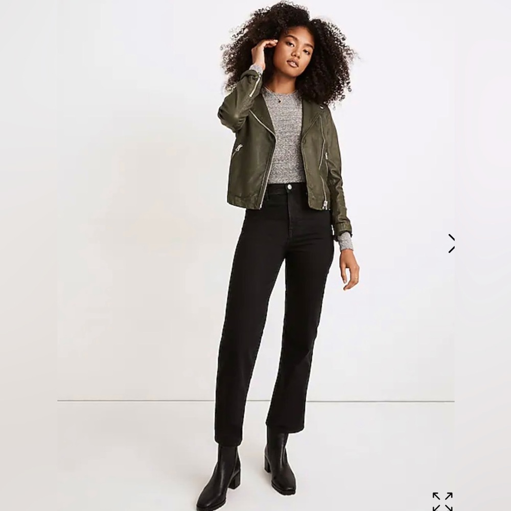 Madewell petite Slim Wide Leg Crop Jean